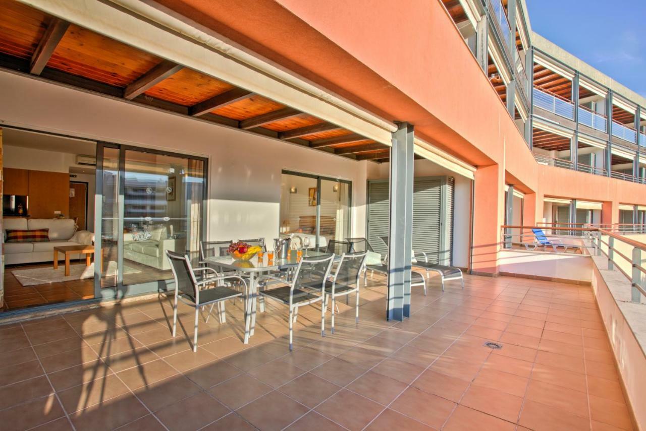 Marina Park 1002 Apartment Lagos